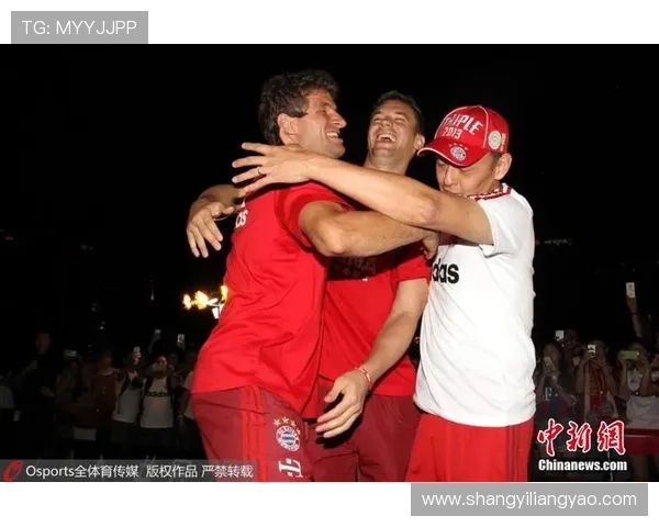 海纳表示将继续担任拜仁主席盛赞凯恩与诺伊尔为现象级球员